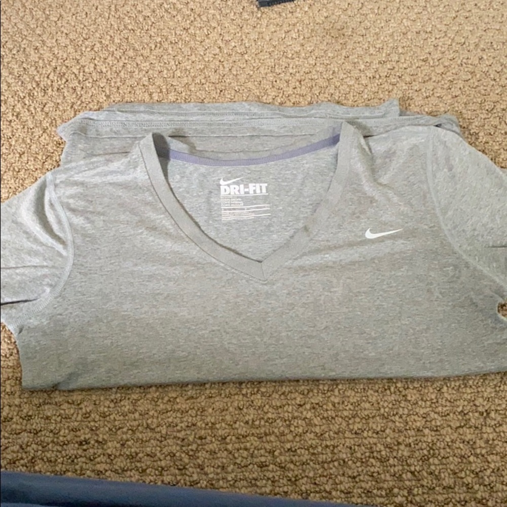Nike V Neck shirt